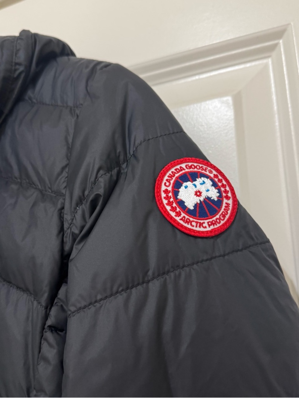 Canada Goose Women's Abbott Hoody Jacket Black Small - Picture 4 of 8
